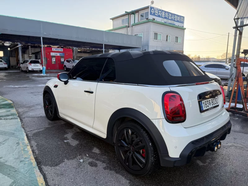 MINI Cooper Convertible