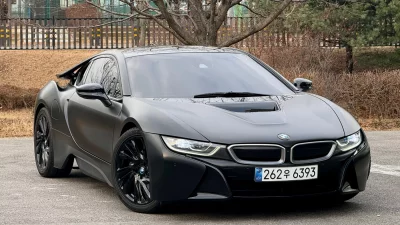 BMW i8