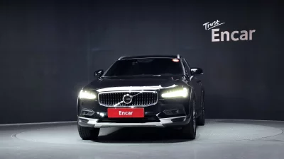 Volvo V90