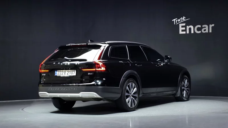 Volvo V90