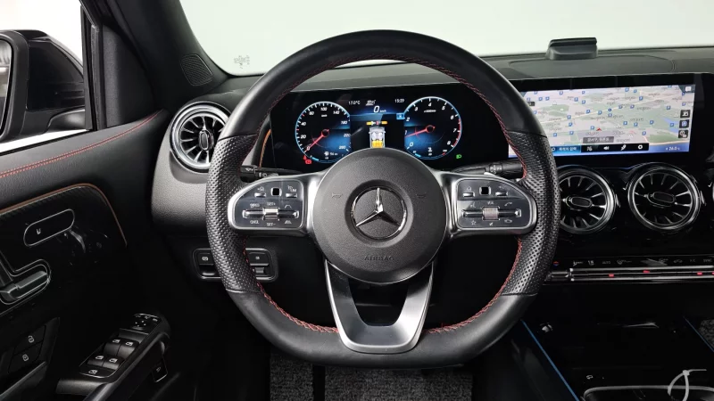 Mercedes-Benz GLB-Class