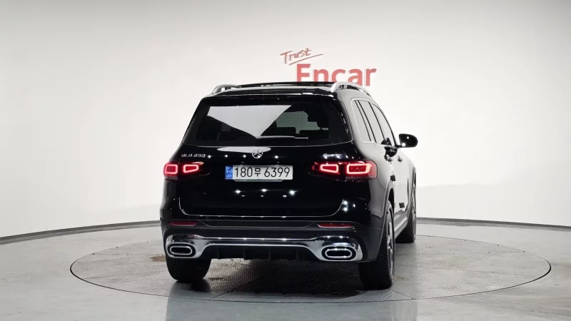 Mercedes-Benz GLB-Class