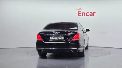 Genesis EQ900
