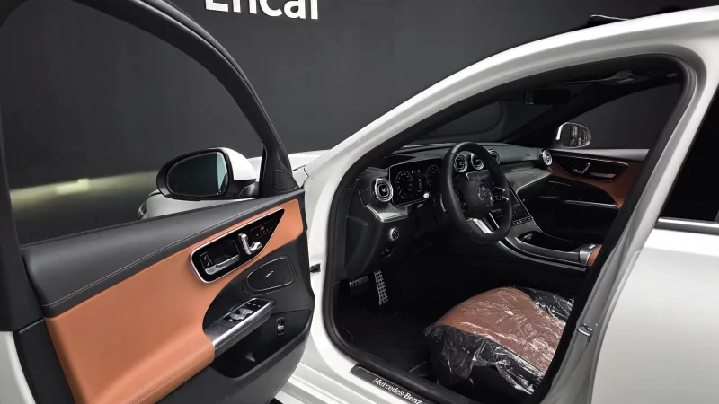 Mercedes-Benz C-Class