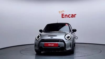 MINI Cooper Convertible