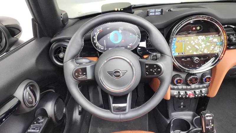 MINI Cooper Convertible