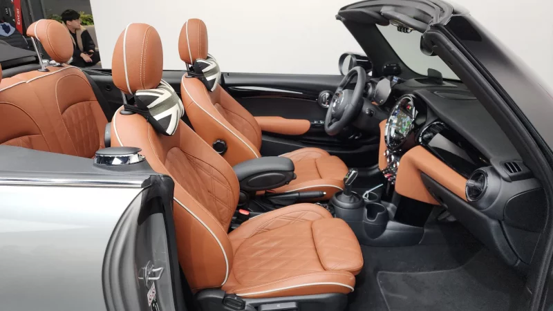 MINI Cooper Convertible