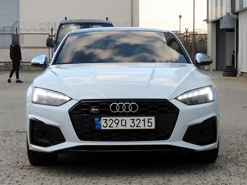 Audi S5
