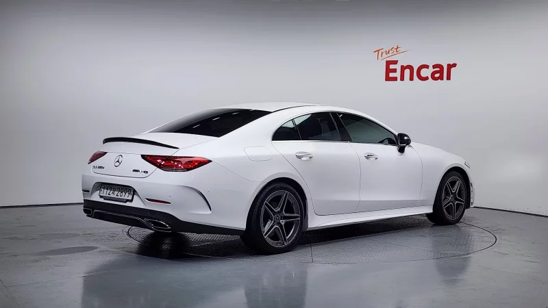 Mercedes-Benz CLS-Class