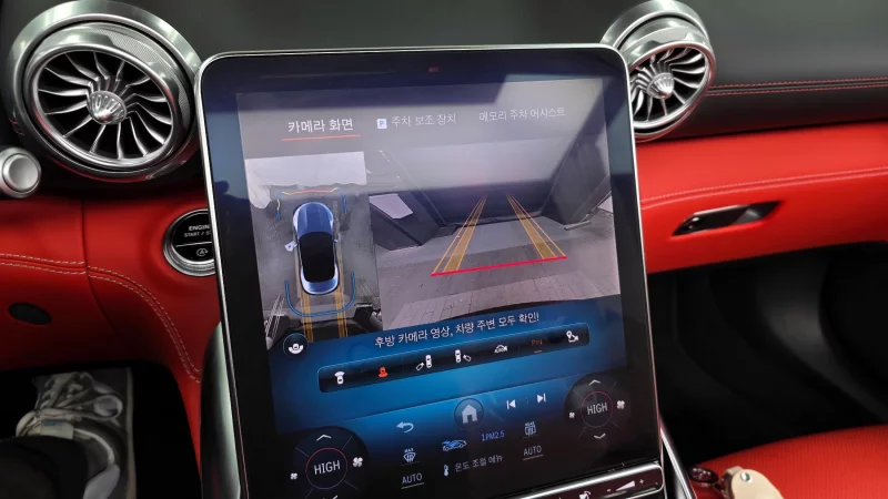 Mercedes-Benz SL-Class