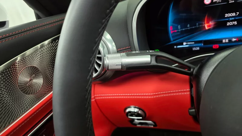 Mercedes-Benz SL-Class