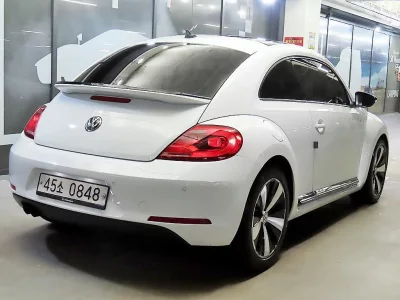 Volkswagen BEETLE
