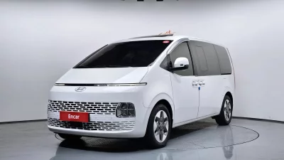 Hyundai Staria
