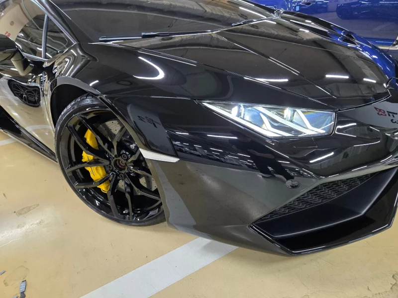 Lamborghini HURACAN