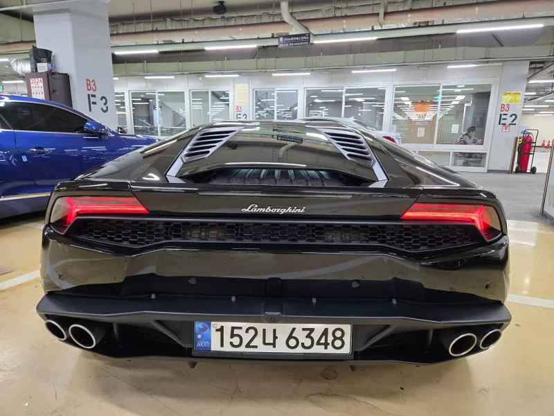 Lamborghini HURACAN