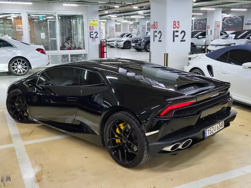 Lamborghini HURACAN