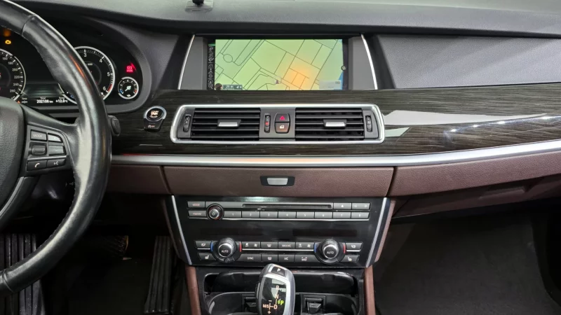 BMW 5-Series Gran Turismo