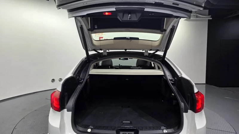 BMW 5-Series Gran Turismo