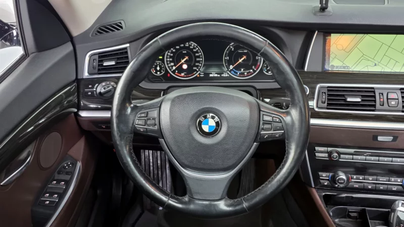 BMW 5-Series Gran Turismo