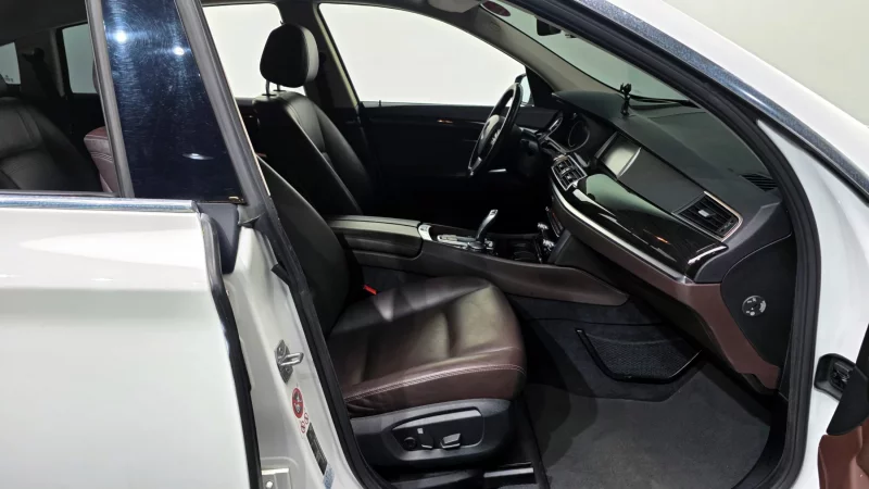 BMW 5-Series Gran Turismo