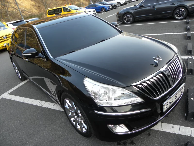 Hyundai Equus