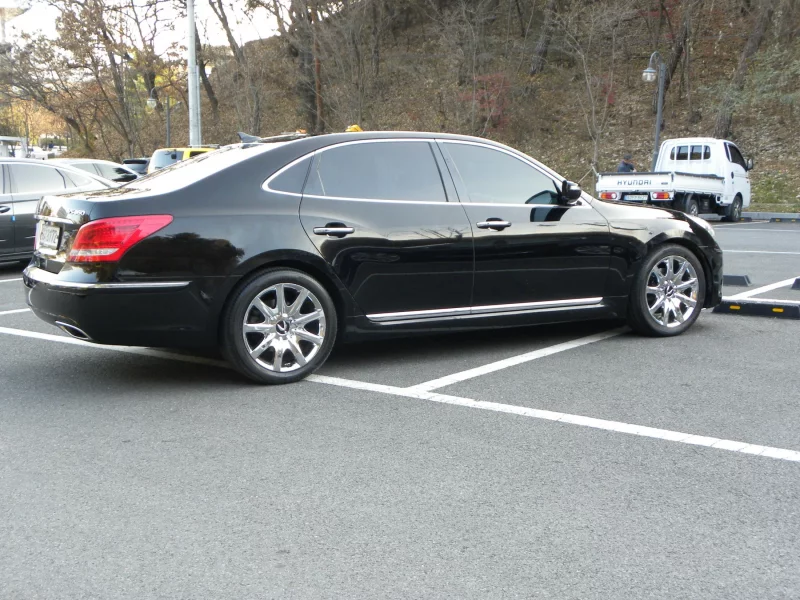Hyundai Equus