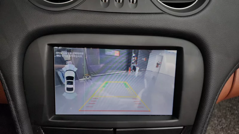 Mercedes-Benz SL-Class