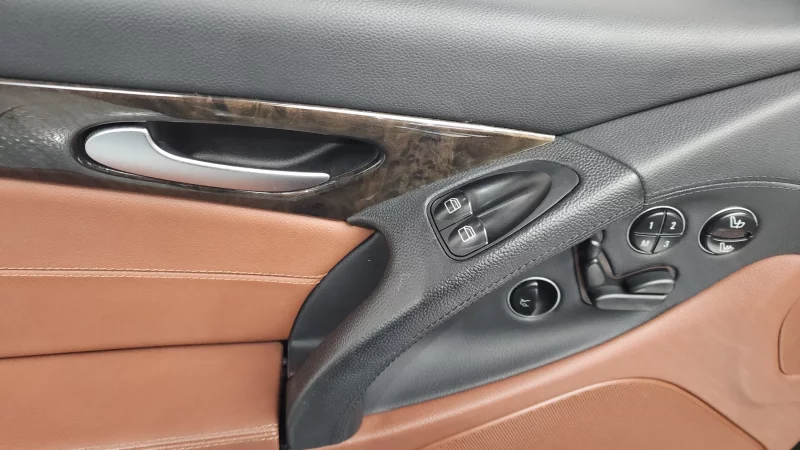 Mercedes-Benz SL-Class