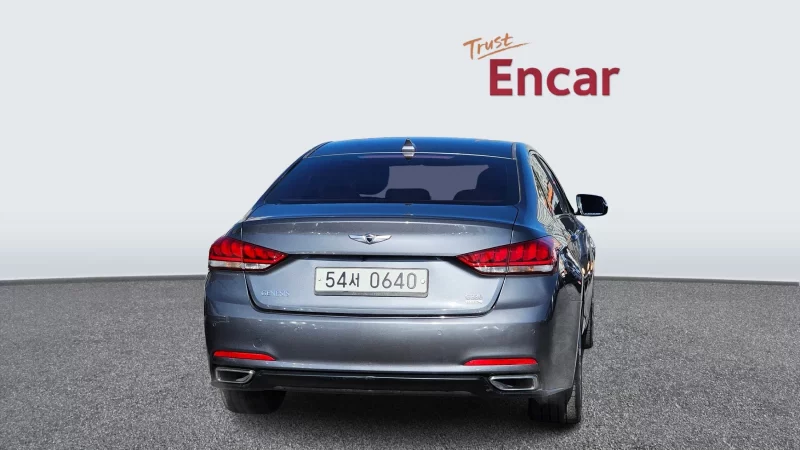 Hyundai Genesis