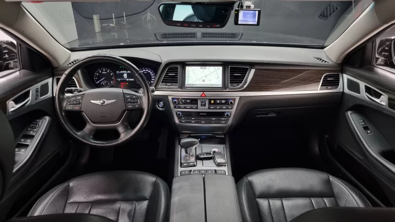 Genesis G80
