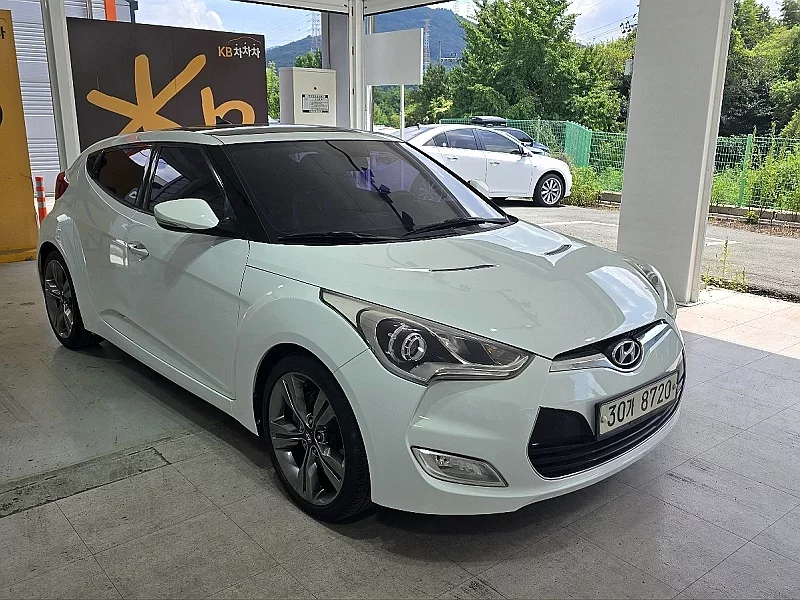 Hyundai Veloster