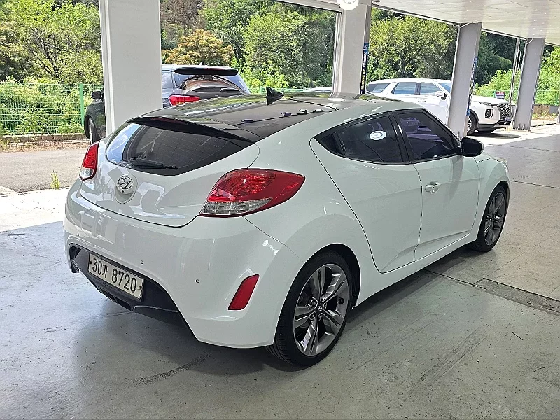 Hyundai Veloster