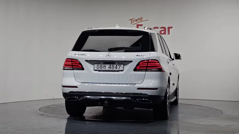 Mercedes-Benz GLE-Class