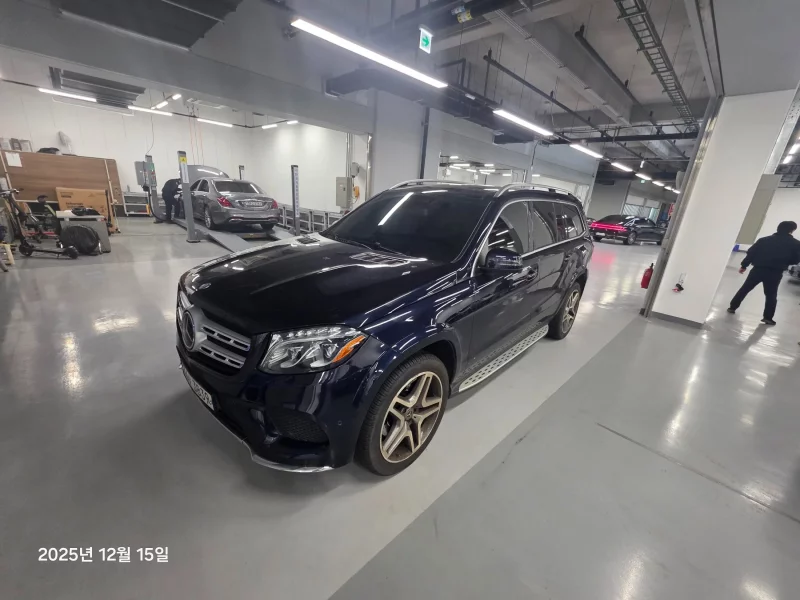 Mercedes-Benz GLS-Class