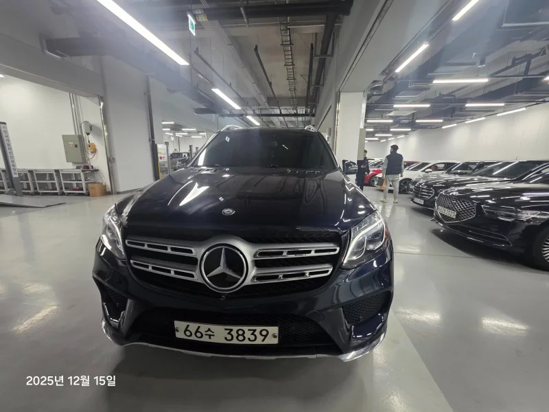 Mercedes-Benz GLS-Class