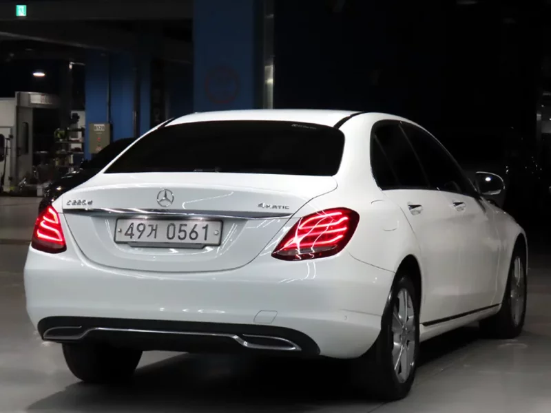 Mercedes-Benz C-Class