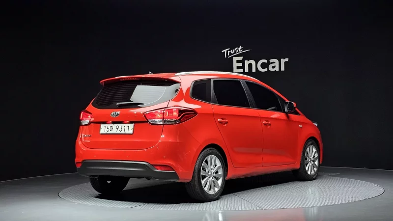 Kia Carens
