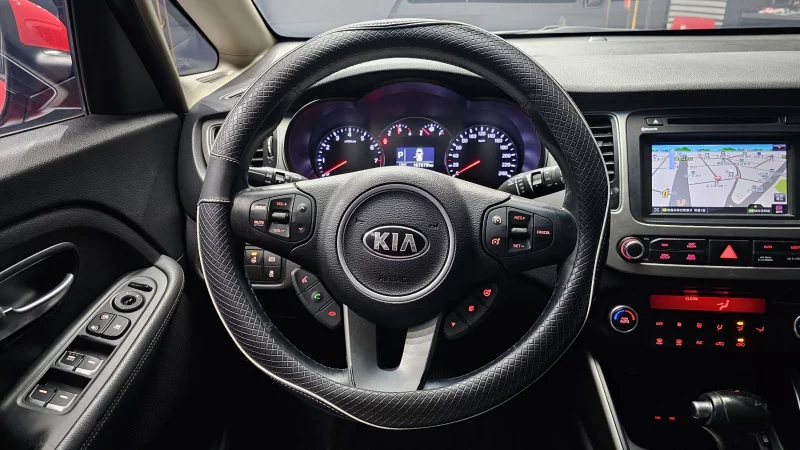 Kia Carens
