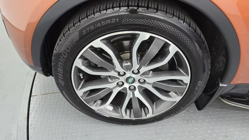 Land Rover DISCOVERY