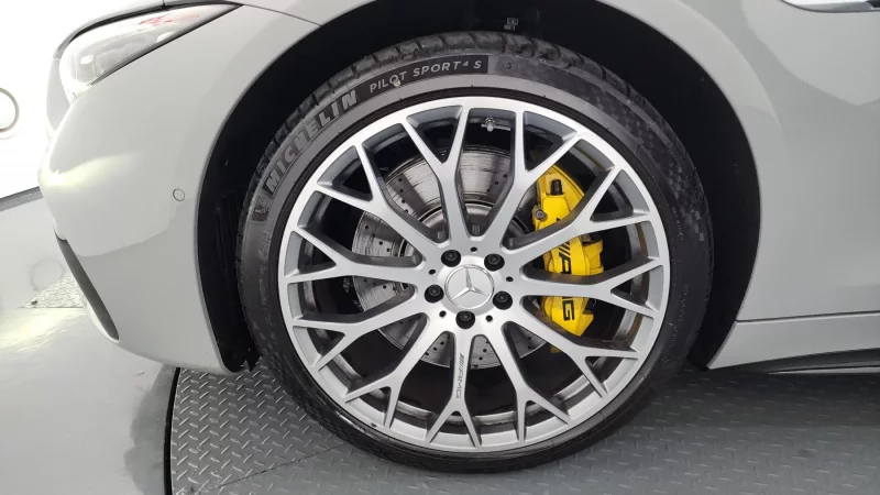 Mercedes-Benz SL-Class