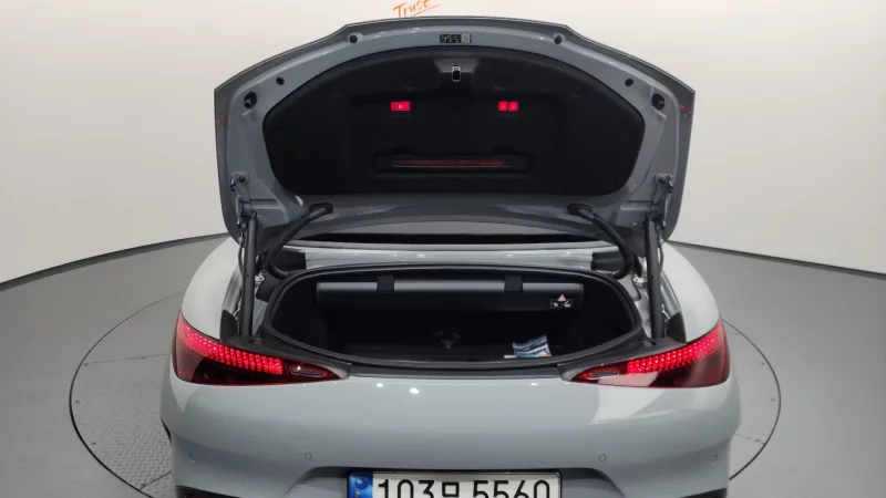 Mercedes-Benz SL-Class