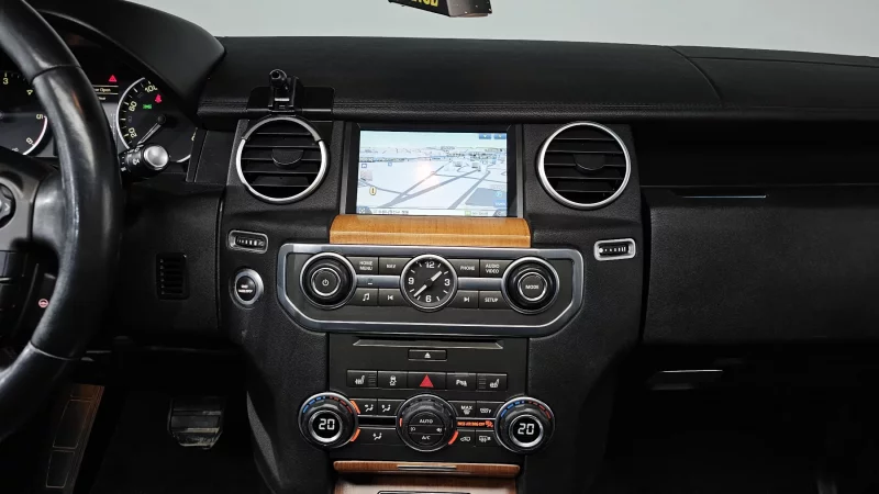 Land Rover DISCOVERY