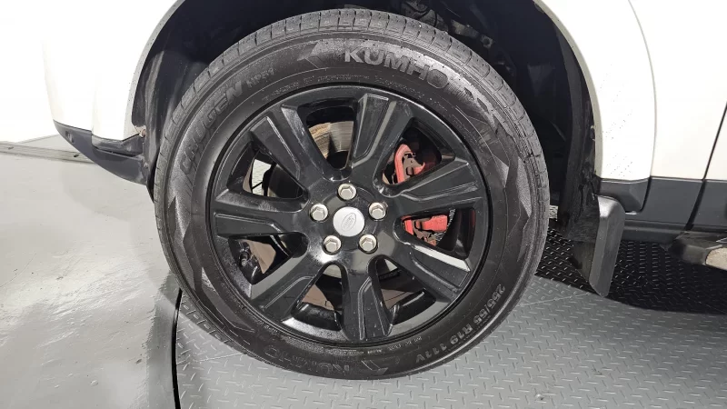 Land Rover DISCOVERY