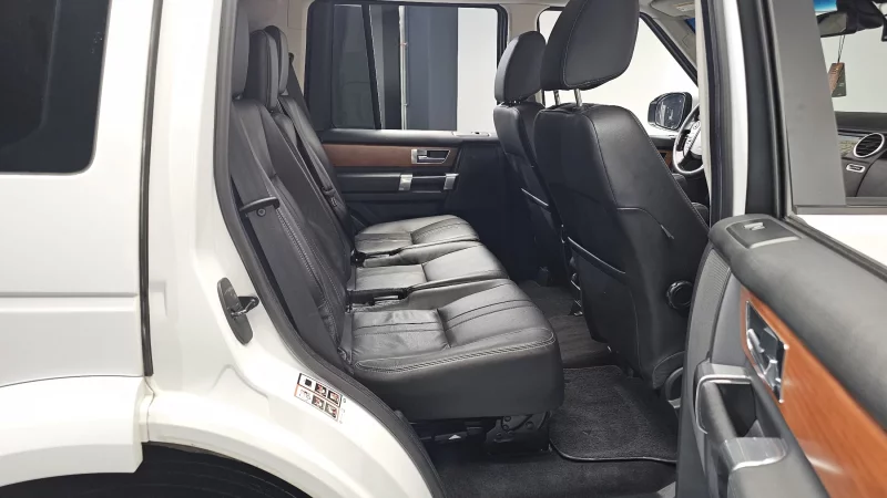 Land Rover DISCOVERY