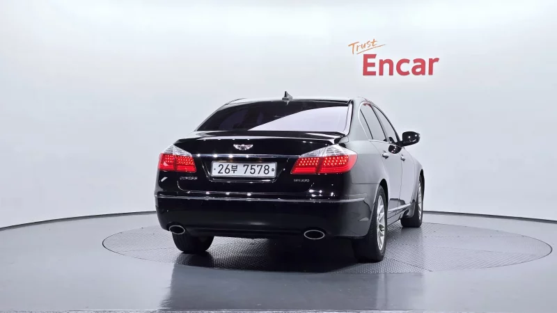 Hyundai Genesis