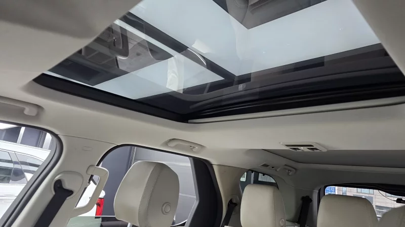 Land Rover DISCOVERY