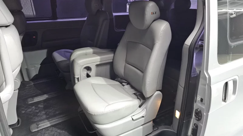 Hyundai Grand Starex