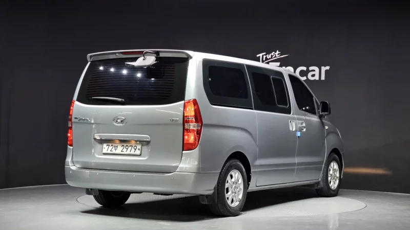 Hyundai Grand Starex