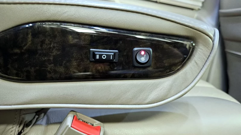 Chevrolet Express Van