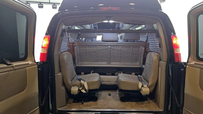 Chevrolet Express Van